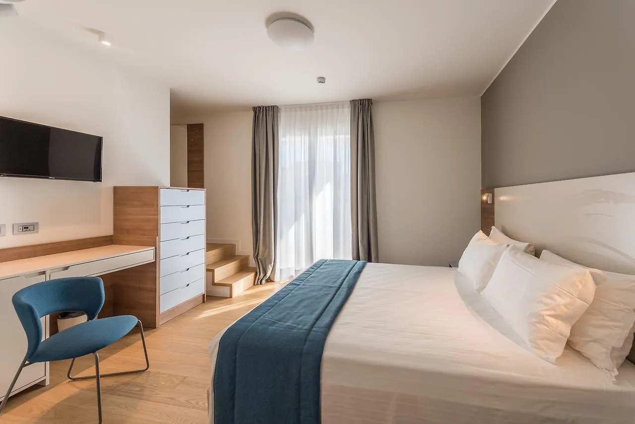 Hesperia Hotel & Residence リド・ディ・イエゾロ 4*,  イタリア